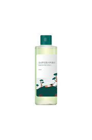 Round lab pine calming cica toner