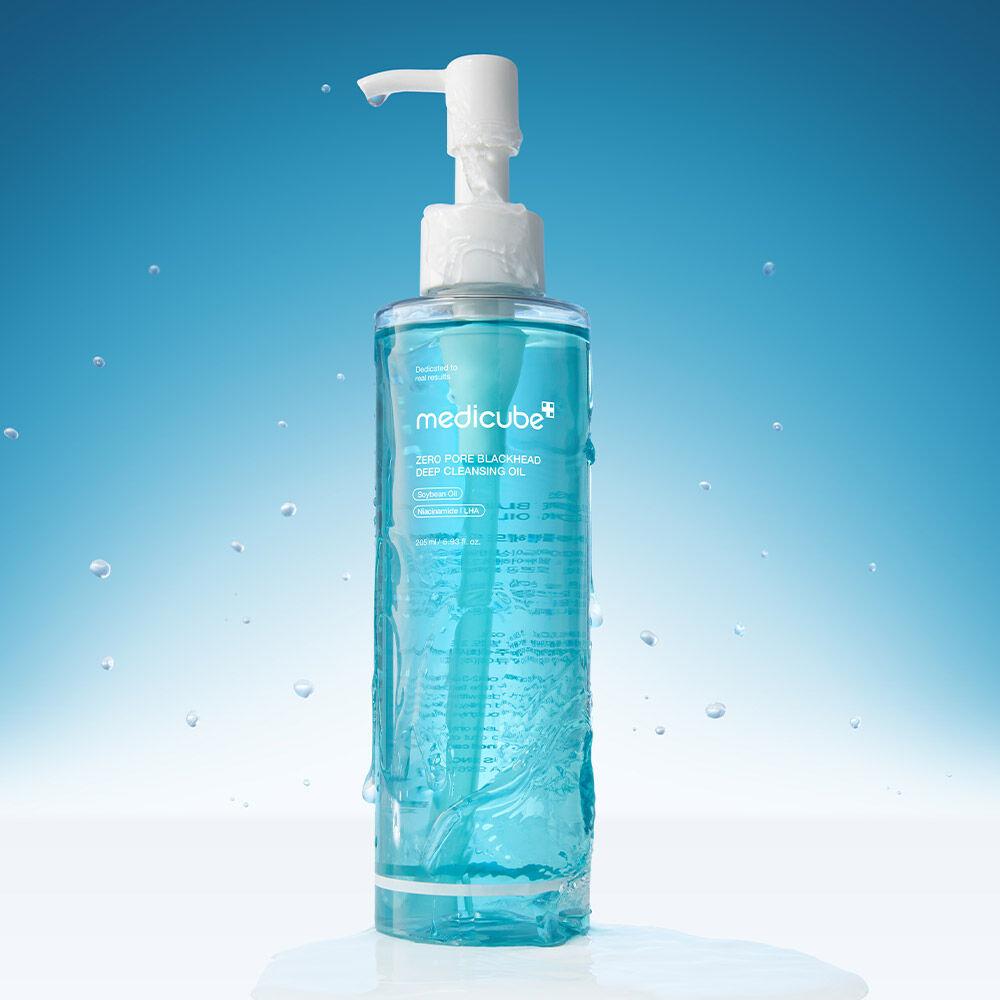 Medicube Zero Pore Blackhead Cleansing Oil.